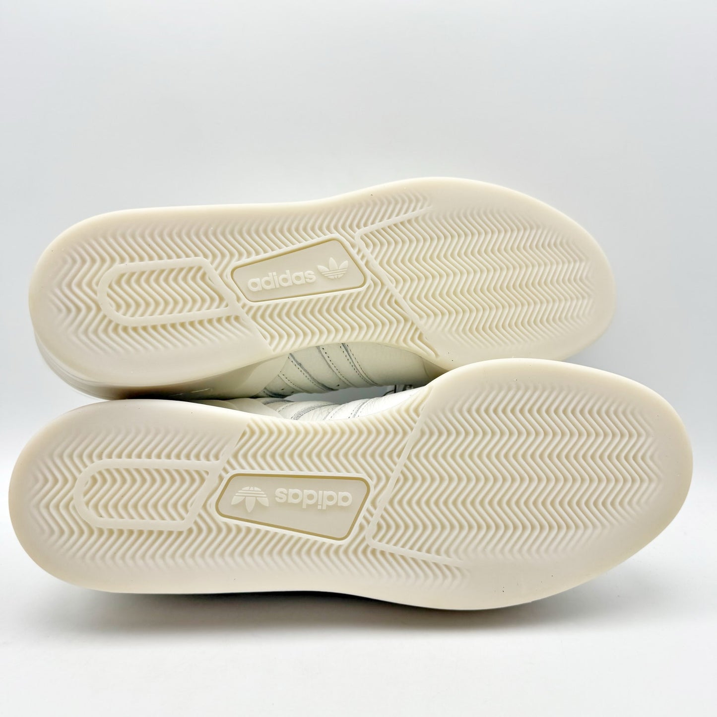 Adidas Originals Men Rivalry Low Lux Sneakers US 10.5 EU 44.5 White Athletic NIB