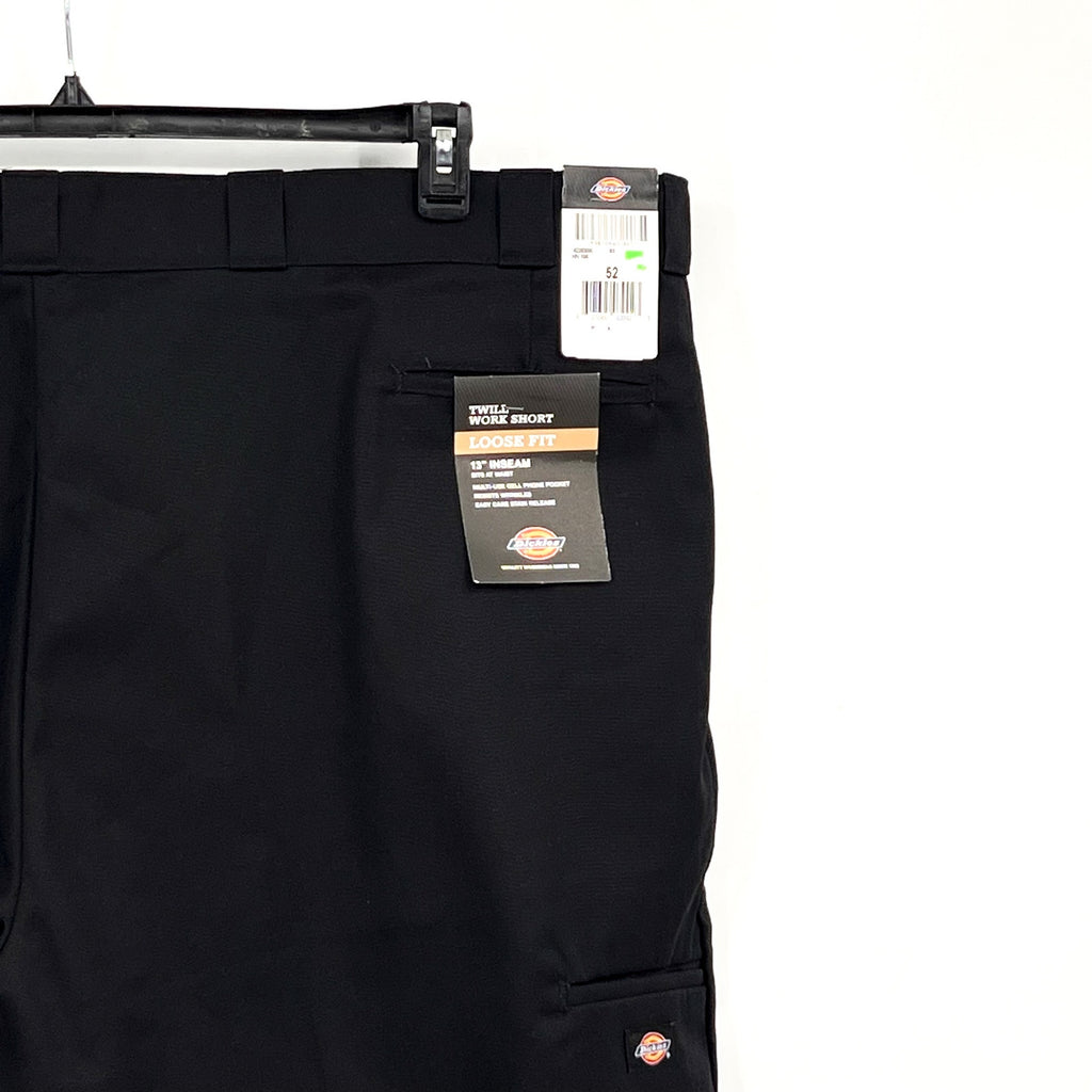 DICKIES Men's 13" Loose Fit Multi-Pocket Twill Work Shorts Size 52 Black NWT