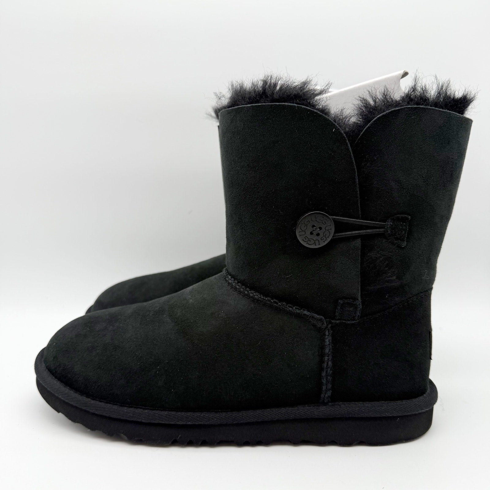 UGG Kids Bailey Button II Winter Boot US 6 EU 38 Black Sheepskin NIB