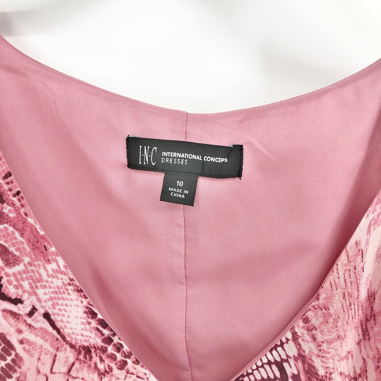 INC International Concepts Maxi Dress Size 10 Pink Chiffon Snake Print NWT