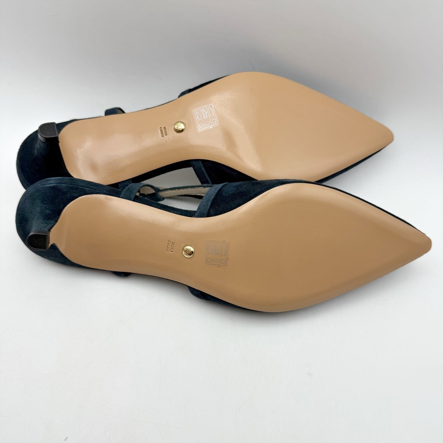 Pelle Moda Womens Deena Kitten Heels US 9 M EU 40 Navy Suede Slingback NIB