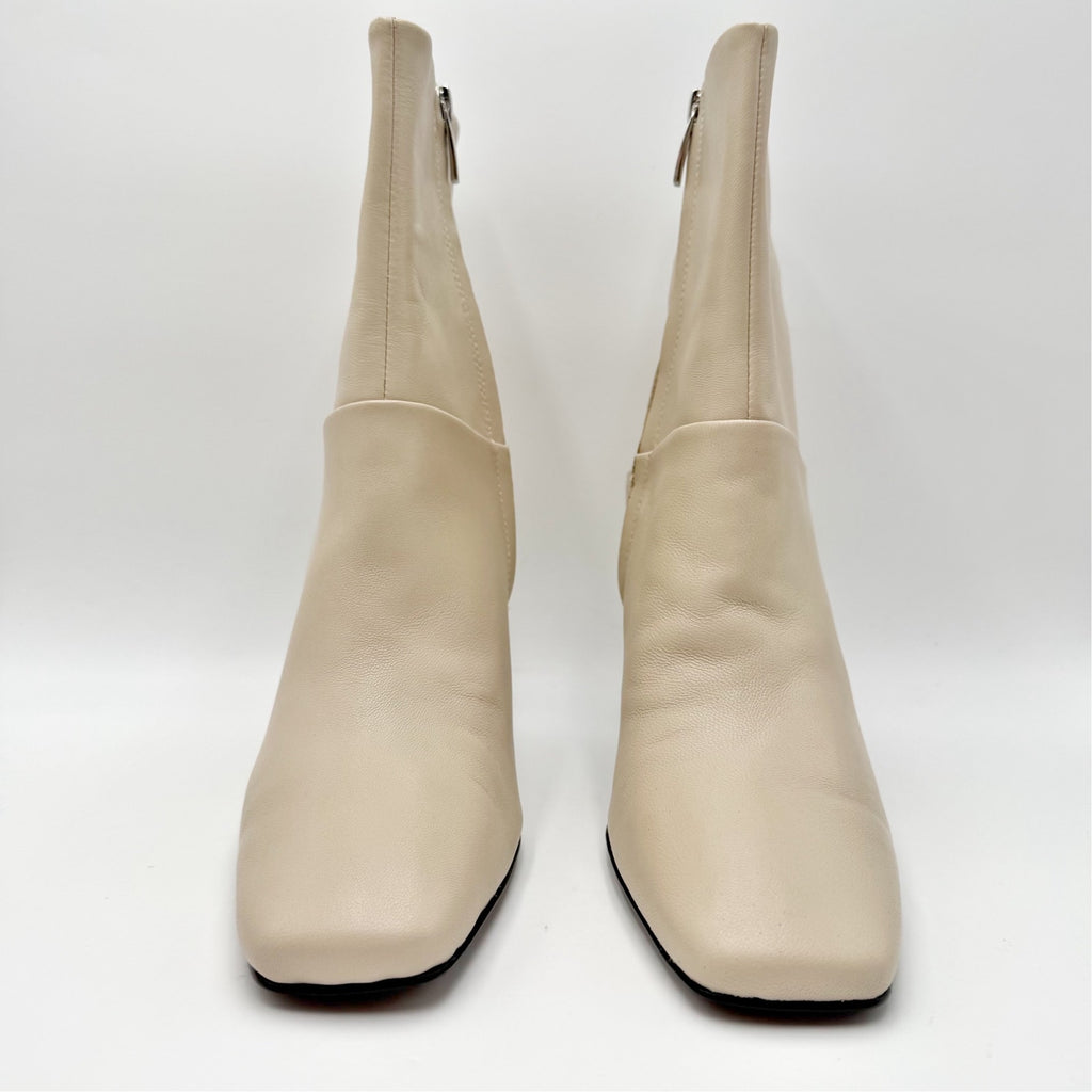 Franco Sarto Womens Flexabooty Ankle Boots Size 8.5 M Cream Leather Heels NIB