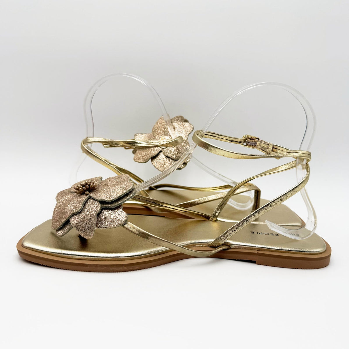 Free People Womens Mismatch Magnolia Thong Sandals Size 6.5 Gold Flower NIB