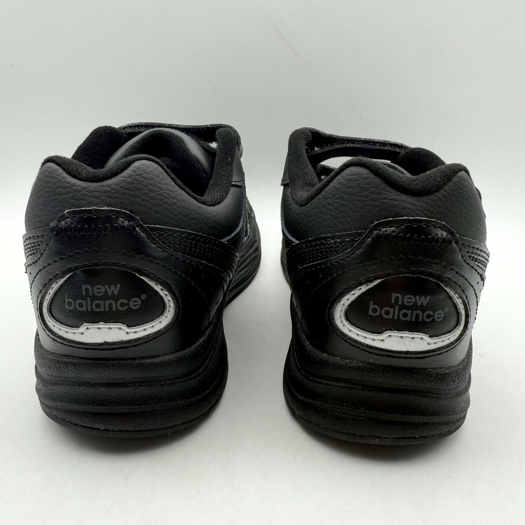 New Balance Womens 577 Walking Sneakers US 7 EU 37.5 Black Hook-and-Loop NIB