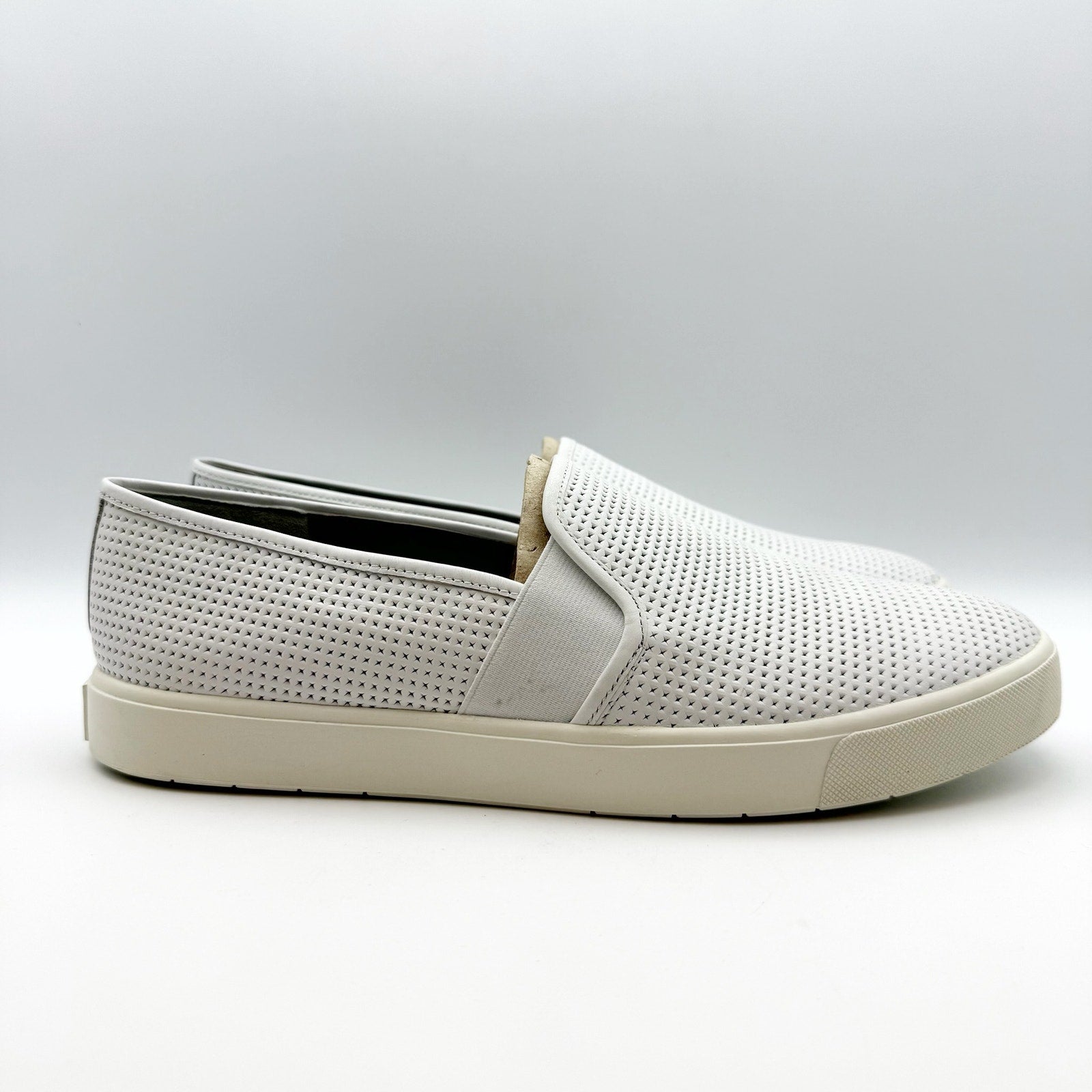 Vince Womens Blair 5 Perforated Slip On Sneaker SIZE 11 White Nubuck Leather