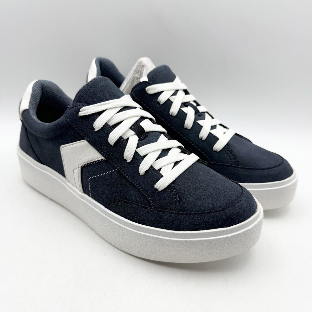 Dr. Scholls Womens Madison Low Top Sneakers Size 9.5 Navy Blue Vegan Leather NIB