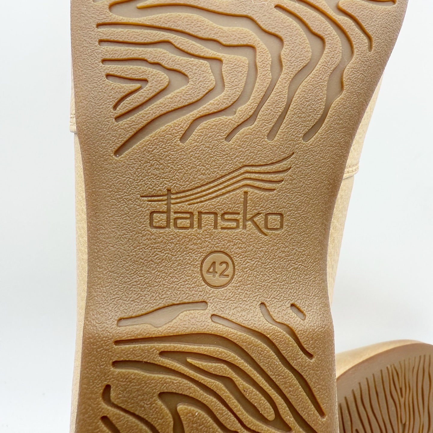 Dansko Womens Larisa Milled Nappa Flat EU 42 US 11.5-12 Taupe Leather NIB