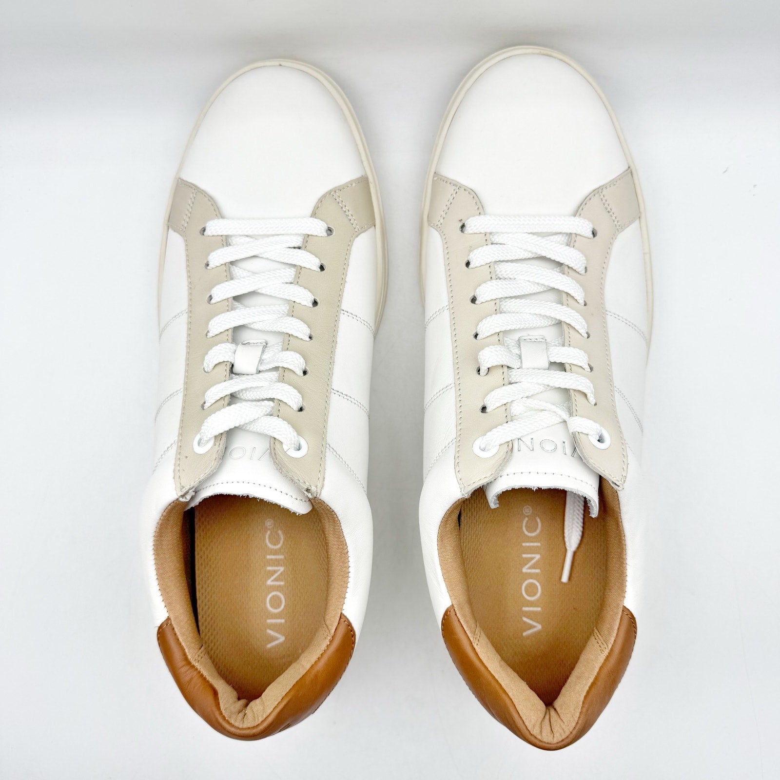 Vionic Mens Lucas ll Sneakers US 11 EU 44 White Leather Comfort Orthotic NWOB