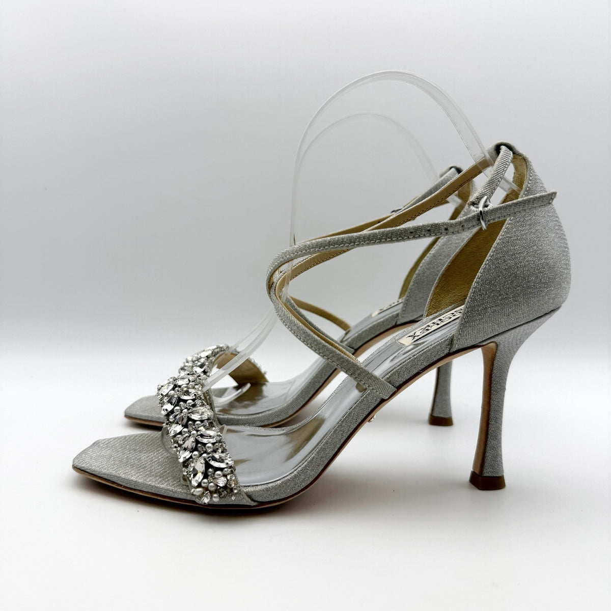 Badgley Mischka Womens Nala Glitter Strappy Heels Size 8 Silver Satin NWOB