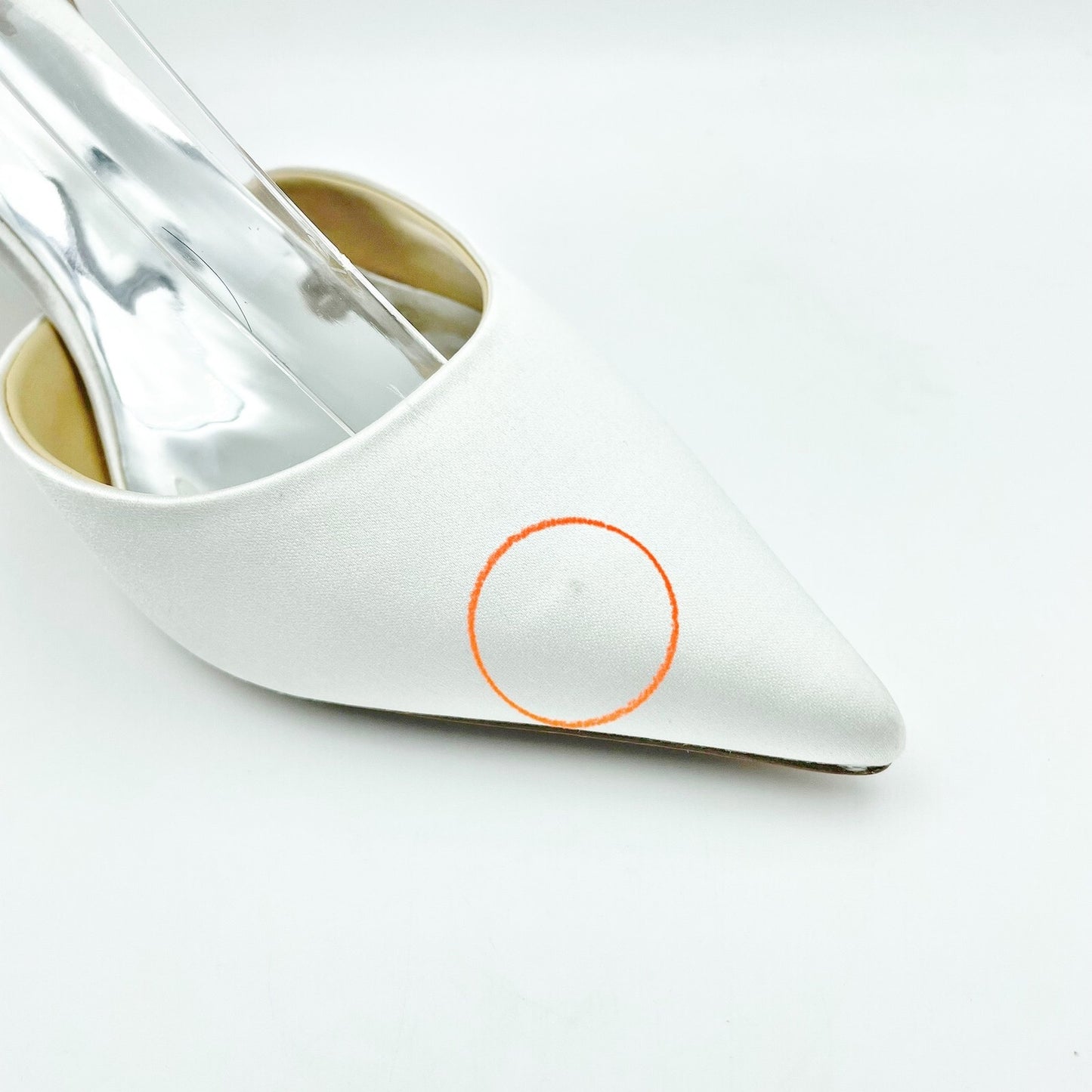 Badgley Mischka Womens Blaze Satin Bow Stiletto Heels US 7.5 M EU 38 White NWOB