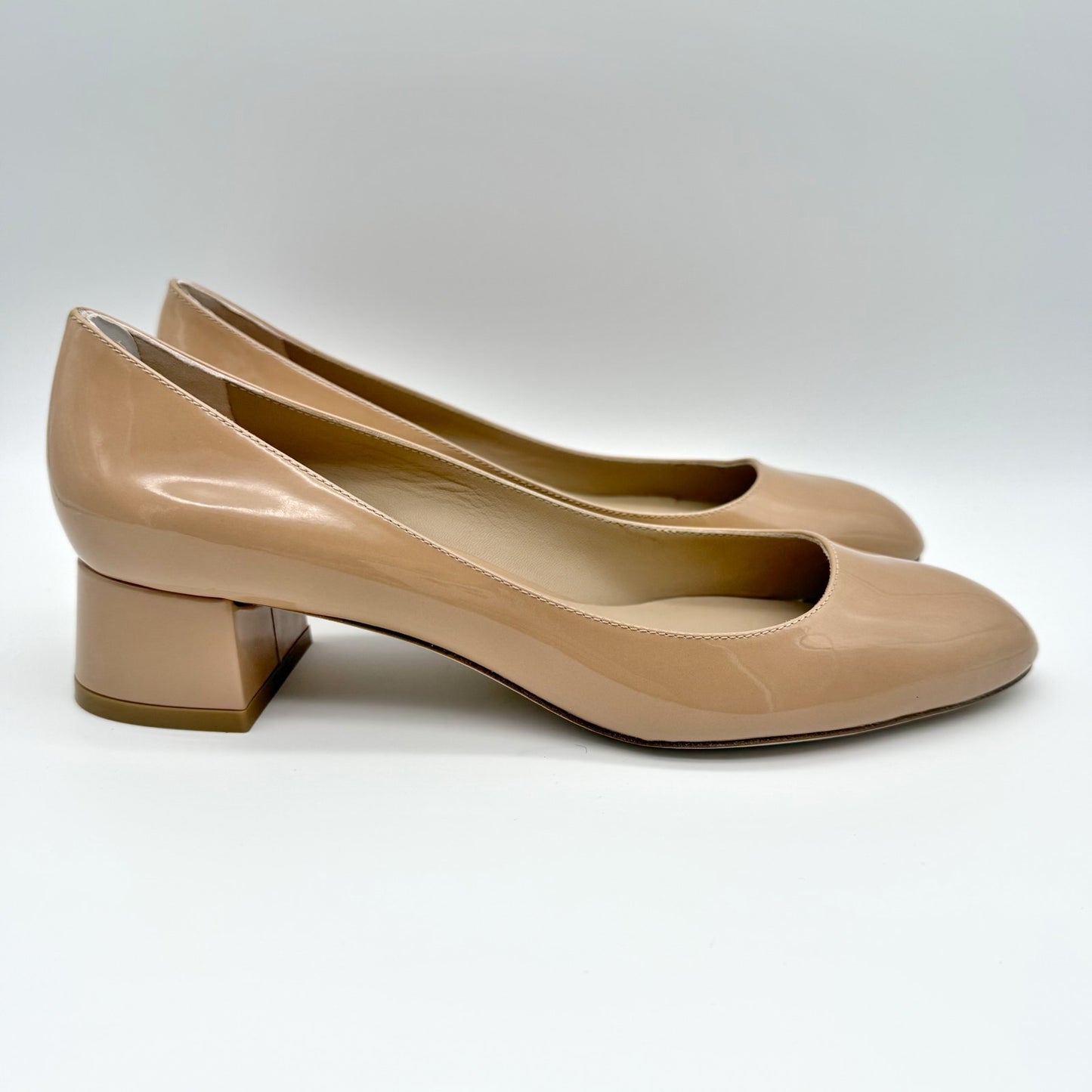Stuart Weitzman Womens Vivienne 35 Pumps US 8 Nude Patent Leather Heels NIB