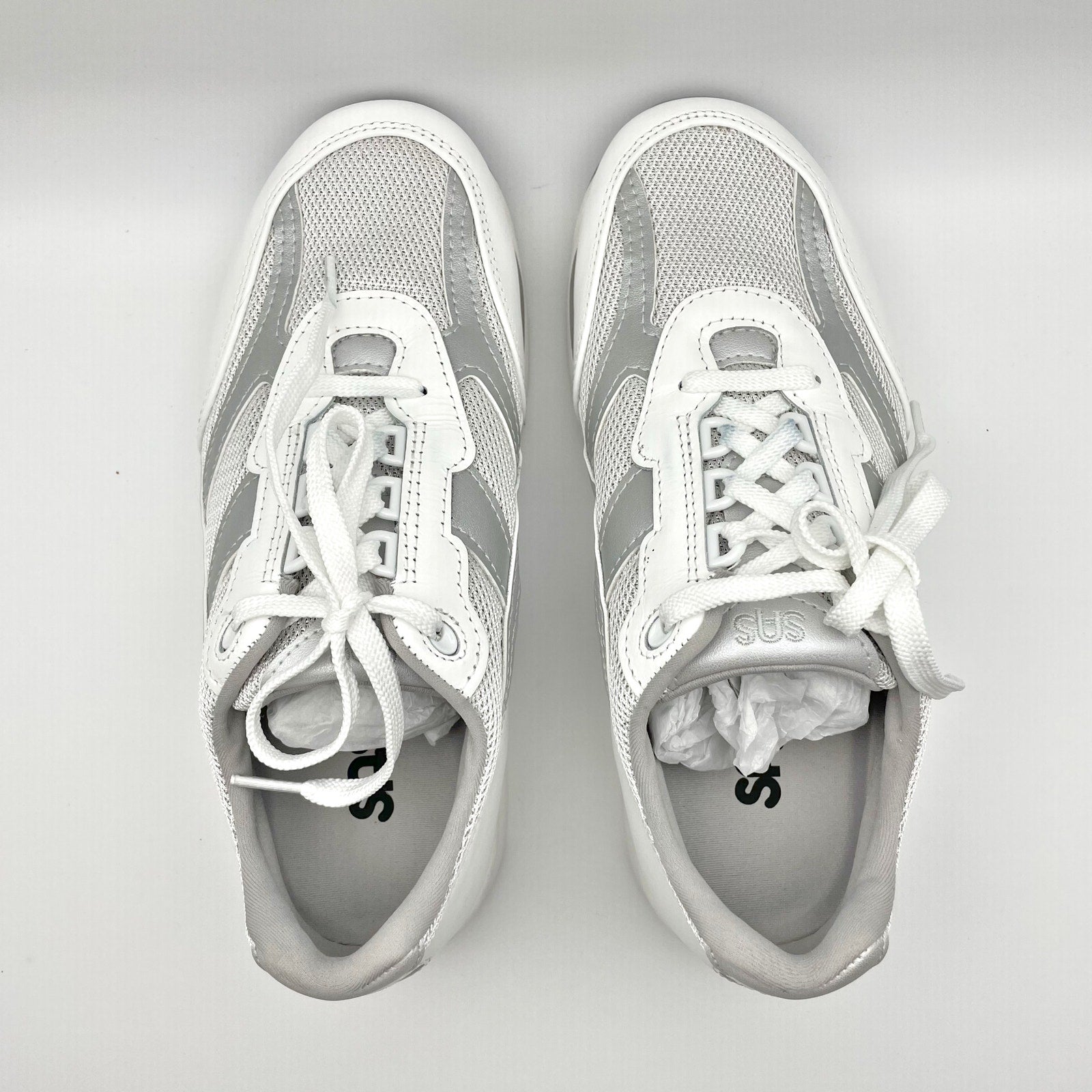 SAS Womens Tour Mesh Comfort Walking Sneaker US 11 Narrow Silver Leather NIB