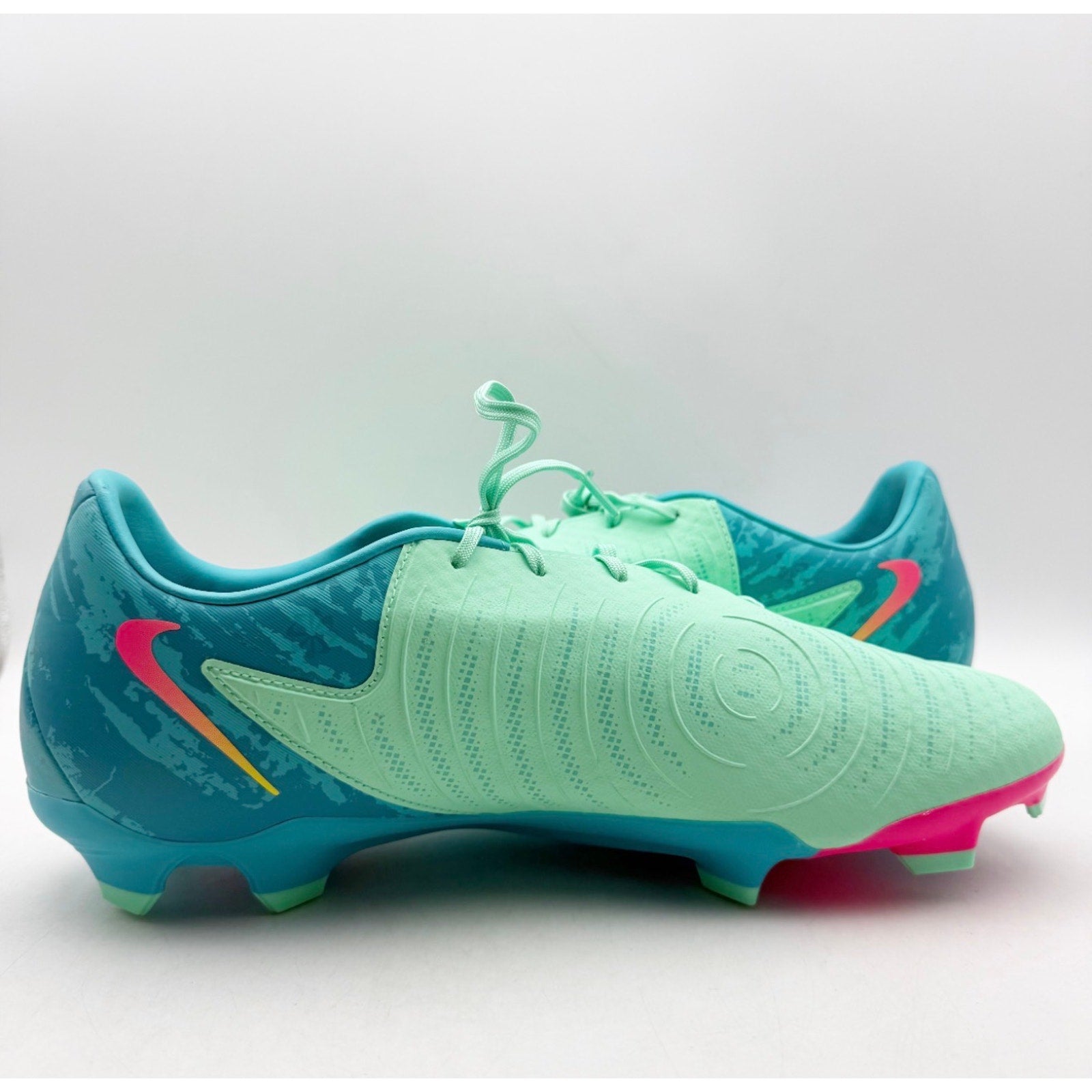 Nike Mens Phantom GX 2 Academy LV8 MG Soccer Cleats US 10.5 Green FJ2553 NWOB