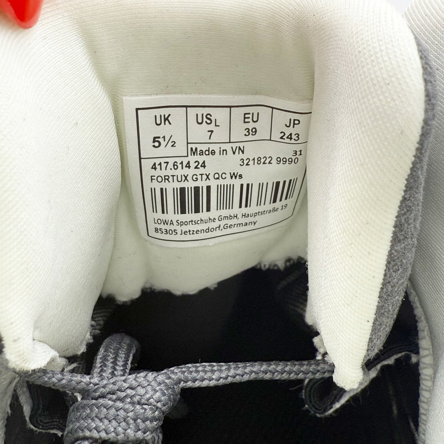 Lowa Womens Fortux GTX QC Ws Trail Running Sneaker US 7 EU 39 Black White WP NIB