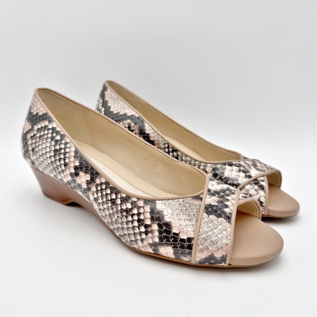 Cole Haan Womens Go-To Wedge Sandals Size 7 B Brown Snakeskin Leather NIB