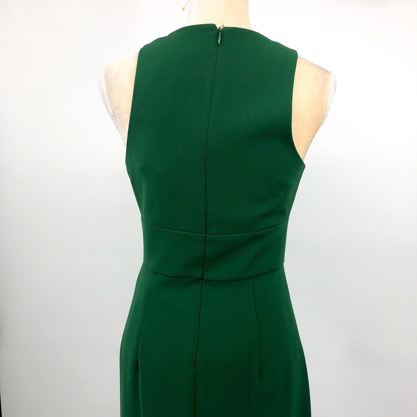 LIV FOSTER Women's Column Gown Size 4 Basil Green Plunging V Neck NWT