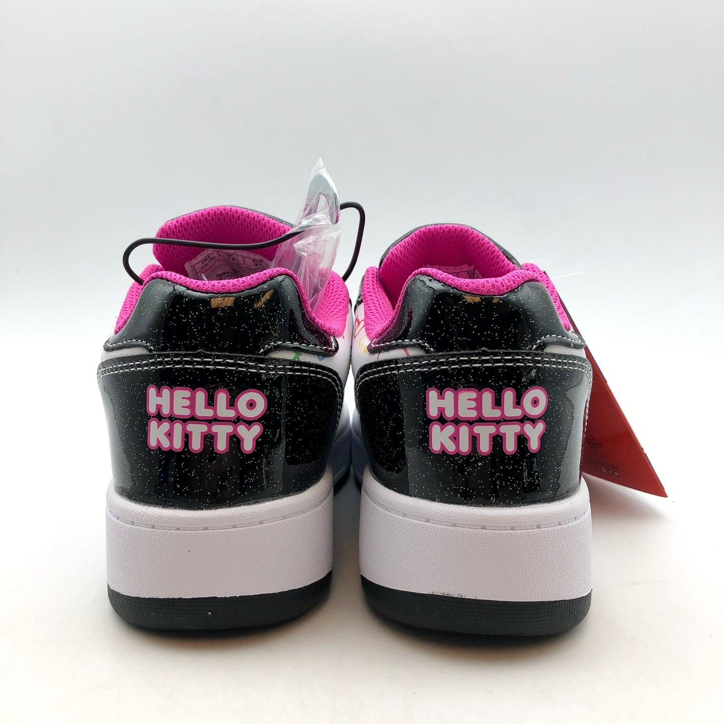 Heelys Girls Hello Kitty Kama Sneakers US 2 EU 33 Youth Black White Multi NIB