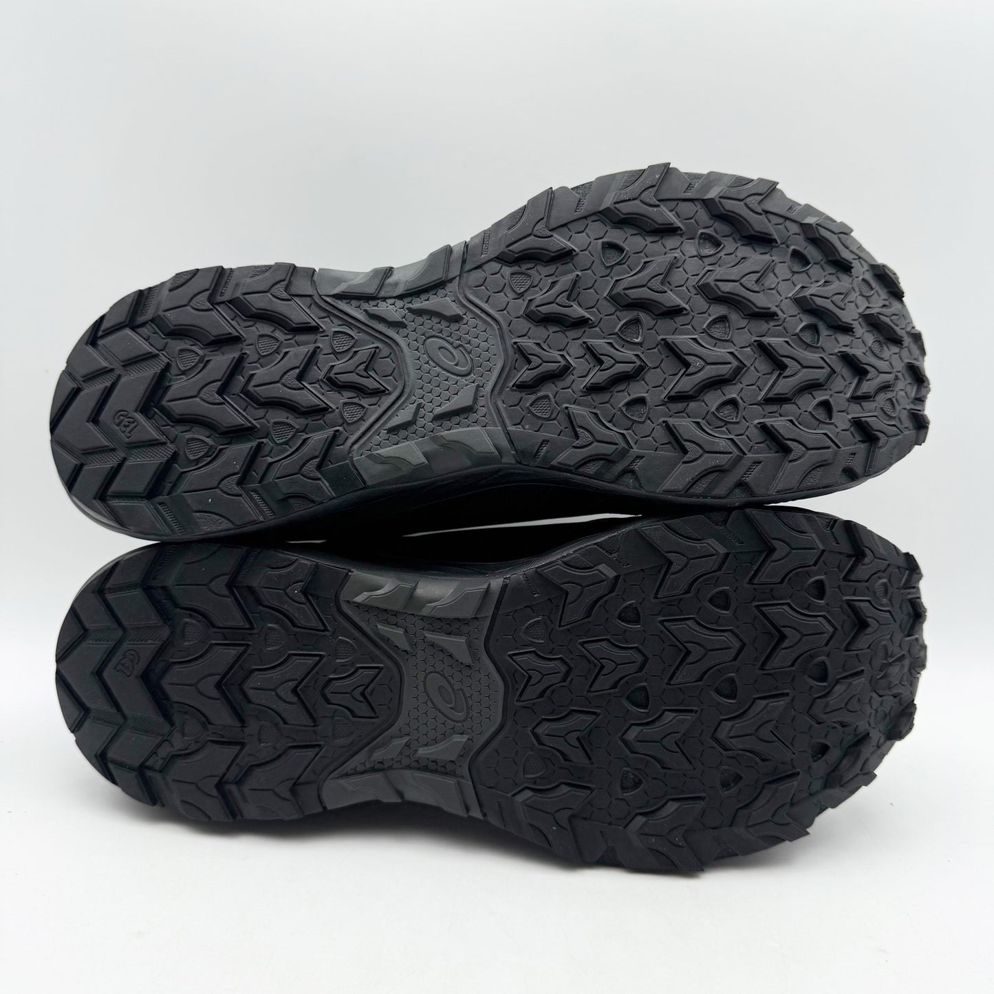 ASICS Mens GEL-Venture 9 Running Sneakers 10.5 EU 44.5 Black Athletic NIB