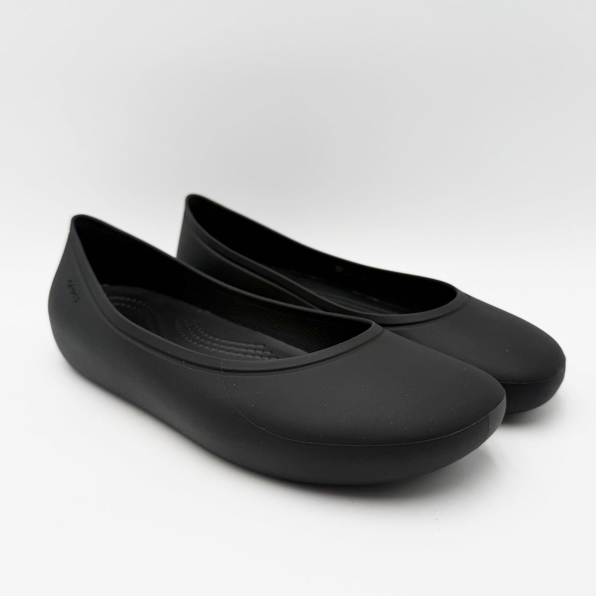 Crocs Womens Brooklyn Ballet Flats Size 7 EU 37-38 Black Slip On NWOT/NWOB