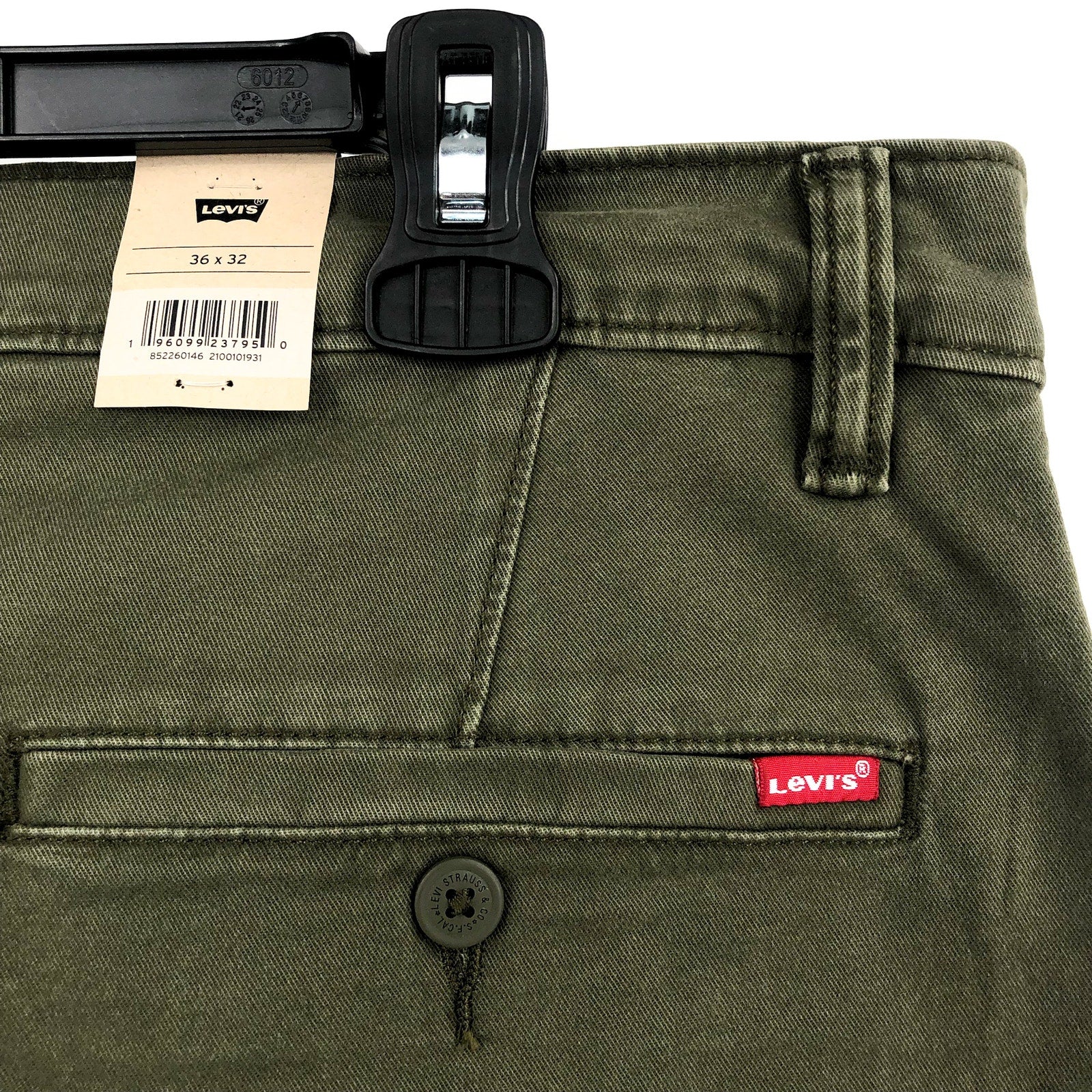 LEVI'S Men's XX Chino Standard Taper Pants 36x32 Olive Green NWT 85226-0146