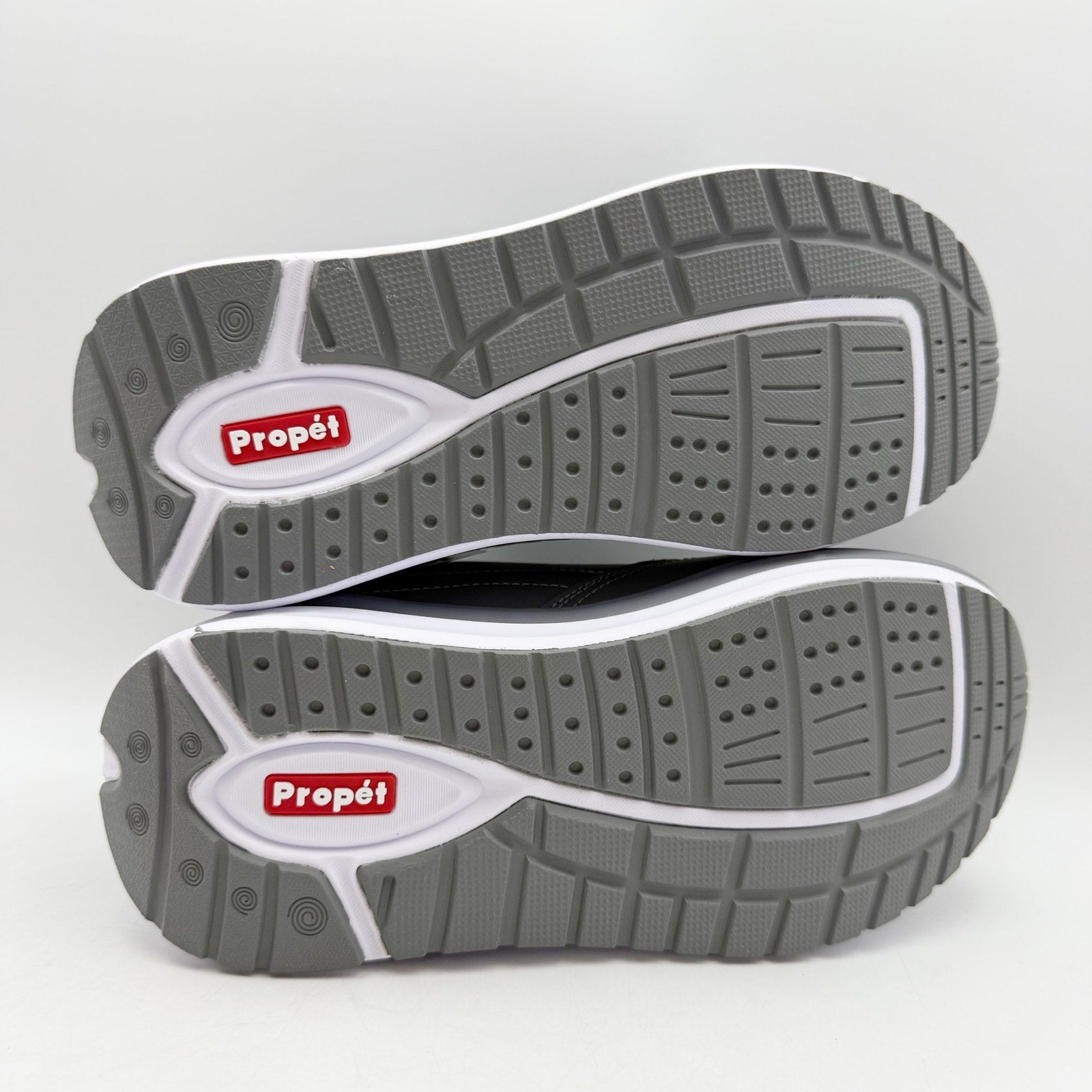 Propet Womens Ultima Sneakers Size 9 Wide Grey White Leather Athletic Shoes NIB