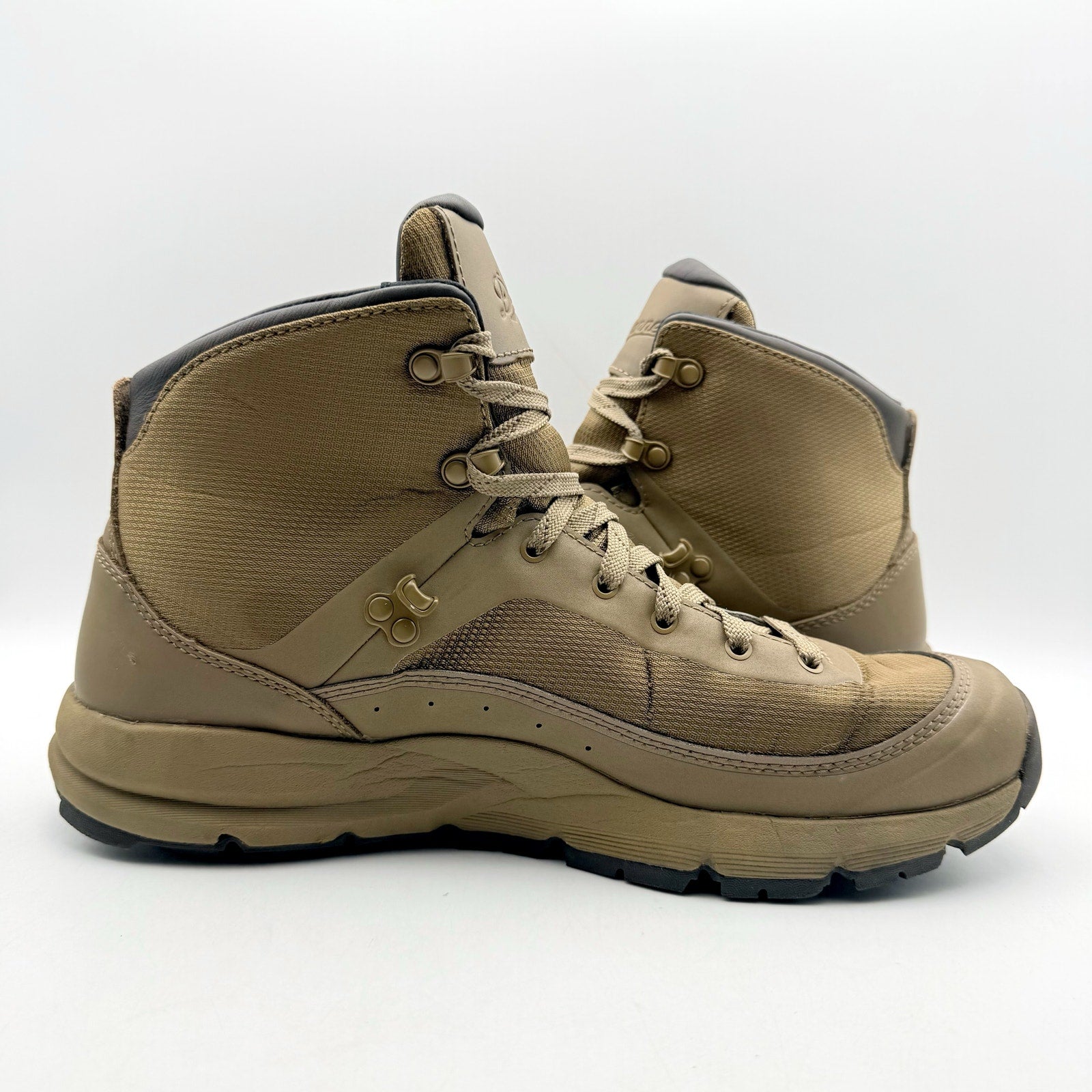 Danner Mens Traverser 600 Climbing Boots US 11.5 Brown Leather Water Resist NWOB