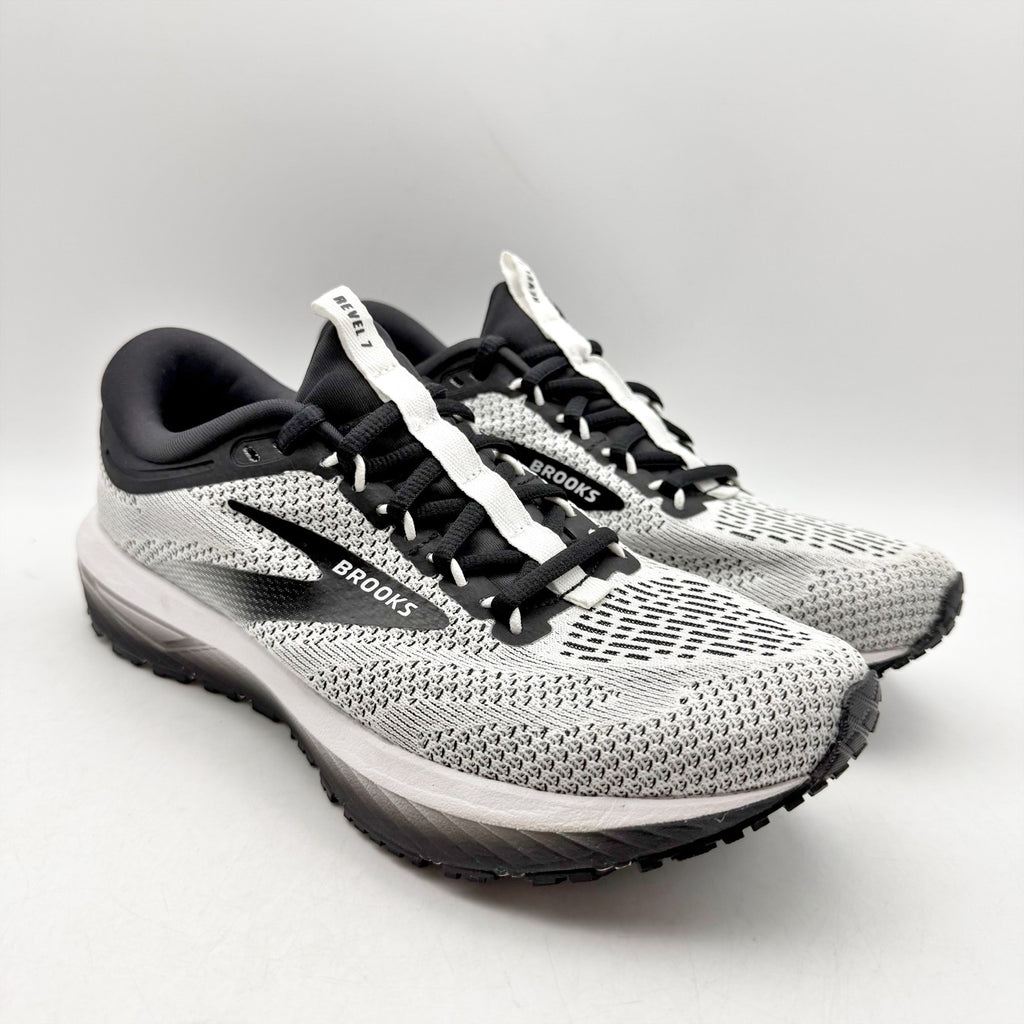 Brooks Womens Revel 7 Running Shoes US 7.5 M EU 38.5 Grey Black Athletic NWOB