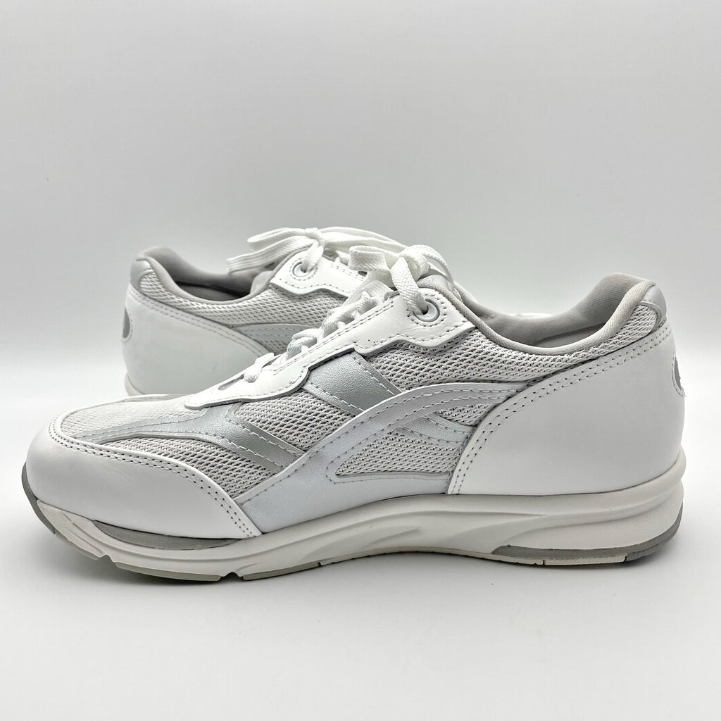 SAS Womens Tour Mesh Comfort Walking Sneaker US 11 Narrow Silver Leather NIB