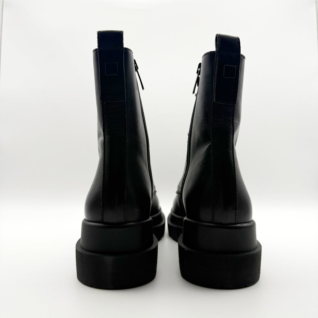 La Canadienne Womens Brendan Bootie EU 37 US 6-6.5 Black Leather Combat NWOB