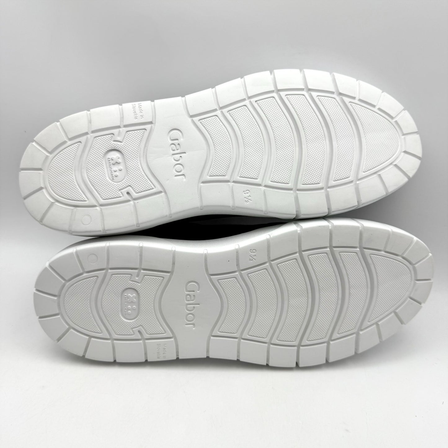 Gabor Womens 53.220 Sneakers UK 9.5 US 12 Navy Suede NWOB