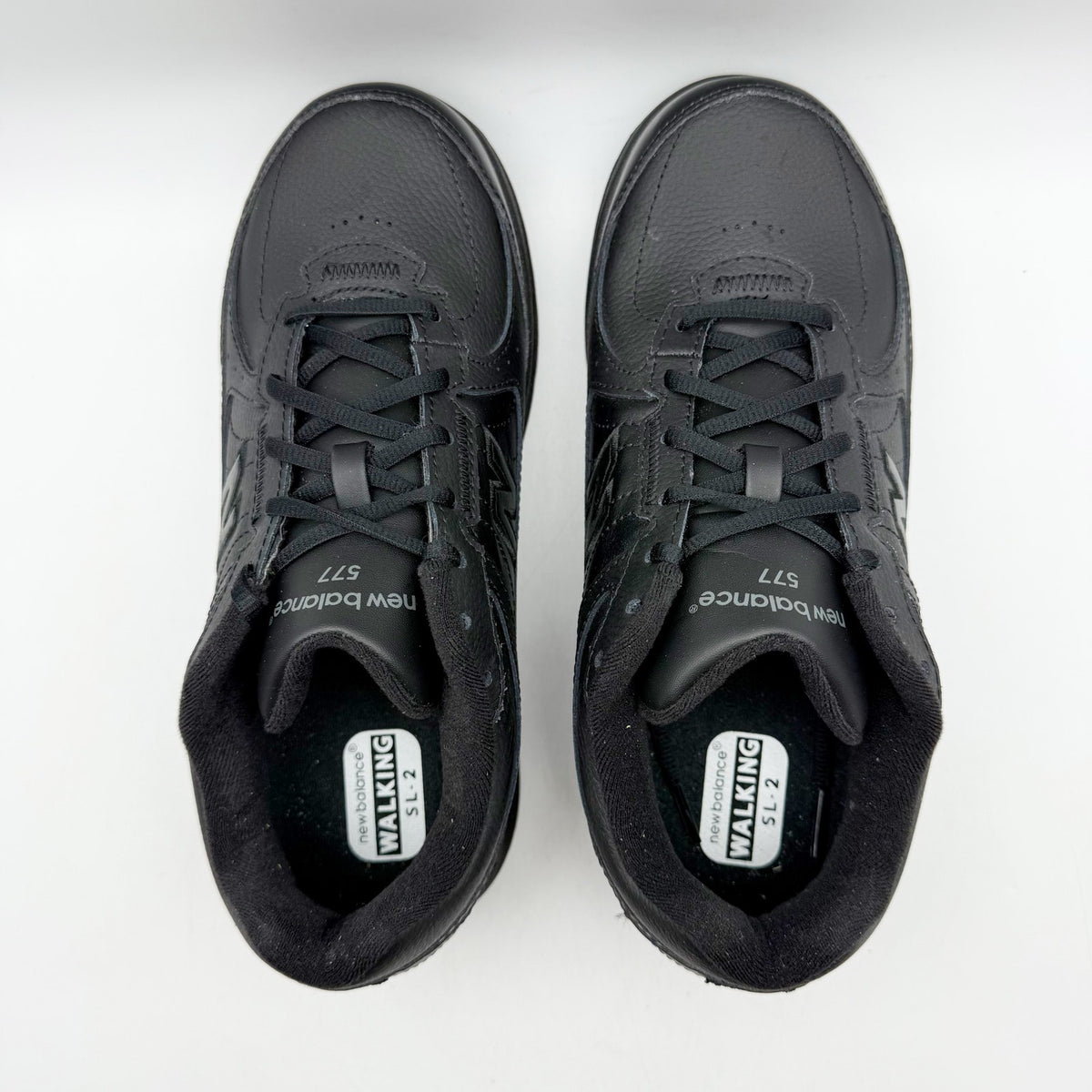 New Balance Womens 577 Walking Shoes Size 9 Wide Black Leather Athletic NIB