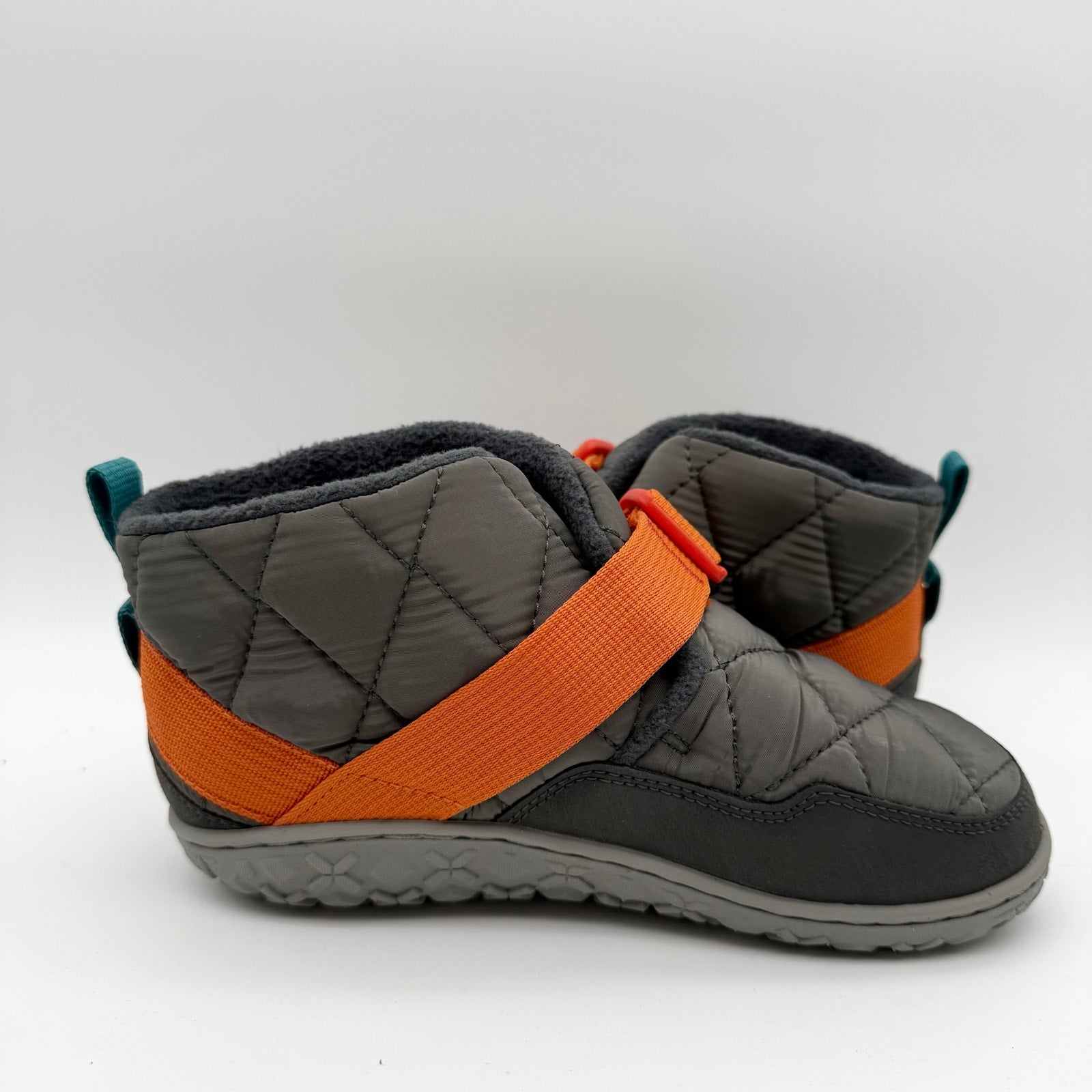 Chaco Kids Ramble Puff Booties US 2.5 M EU 33.5 Grey Orange Water Resistant NIB