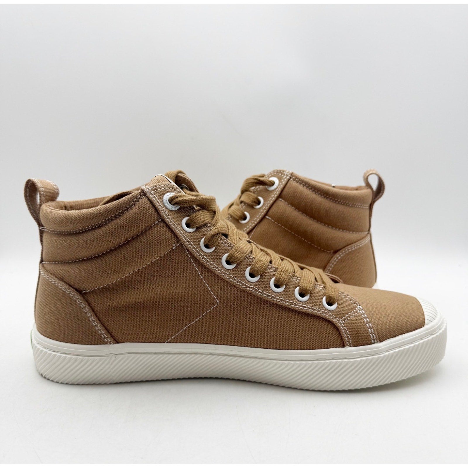 Cariuma OCA High Top Sneaker Mens 10 Womens 11.5 Tan Brown Canvas Contrast NIB