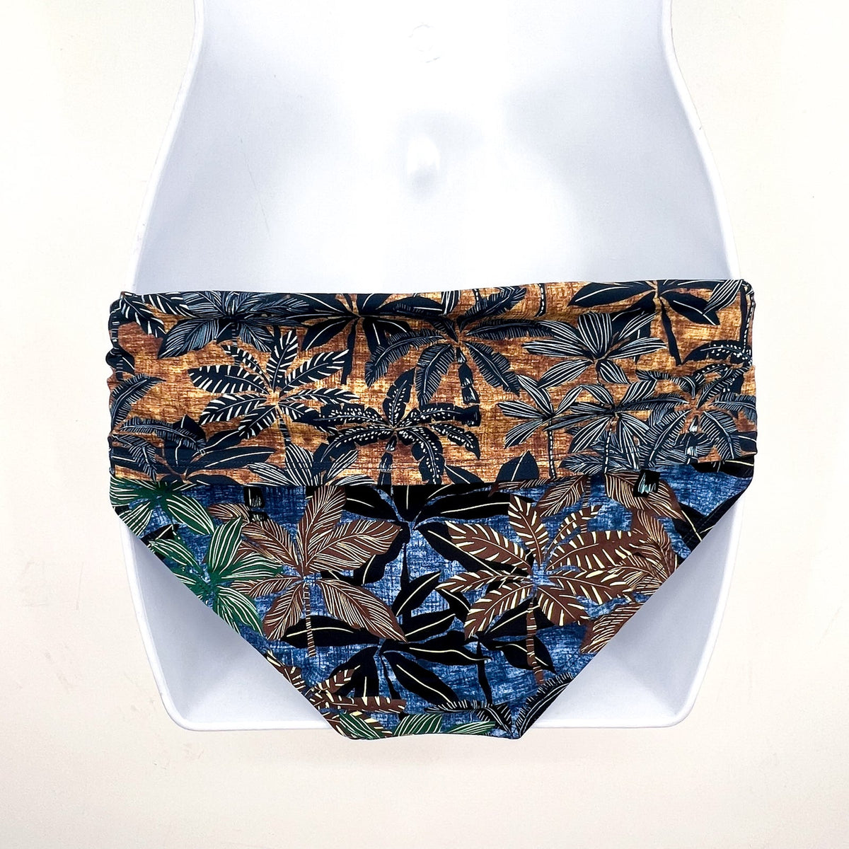 BLEU ROD BEATTIE By the Sea Sarong Hipster Bikini Bottom Size 6 Blue Gold NWT