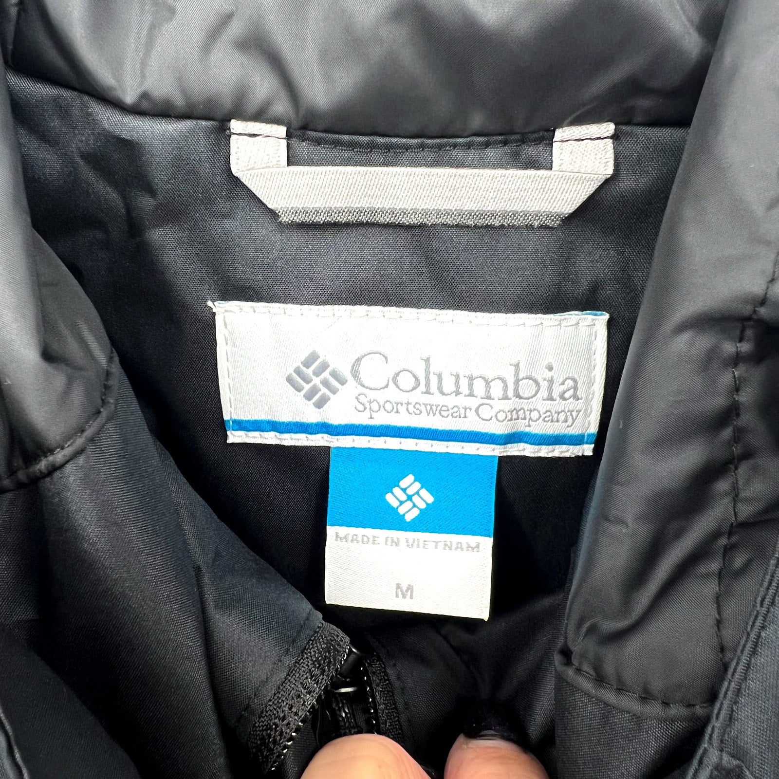 Columbia Womens Tipton Peak Insulated Jacket Medium Black Hood Winter Coat NWT