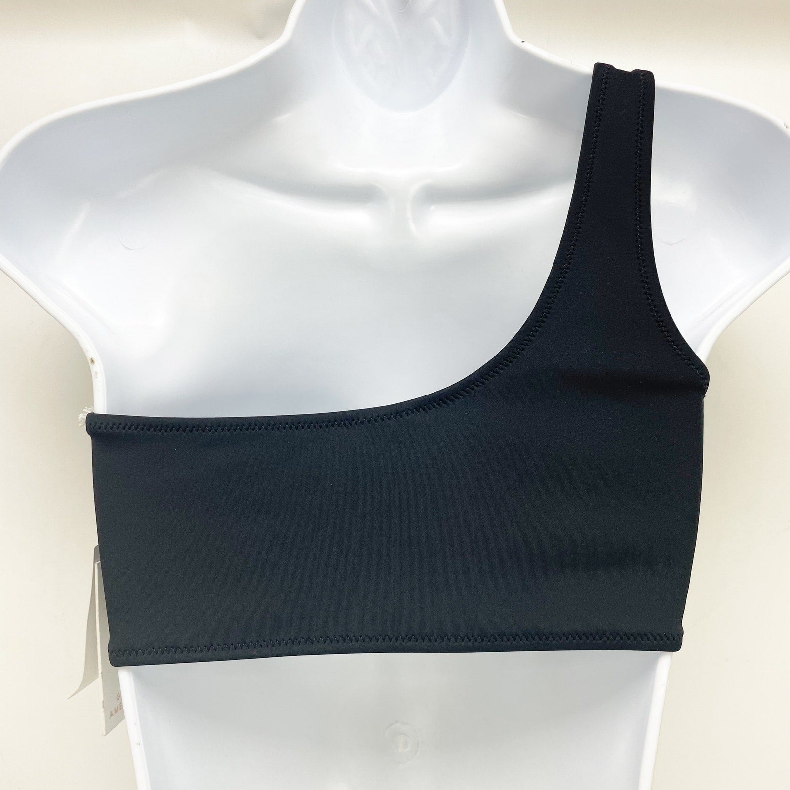 Good American Scuba Hot Shoulder Bikini Top Sz 6 US XXXL Swimwear Black NWT