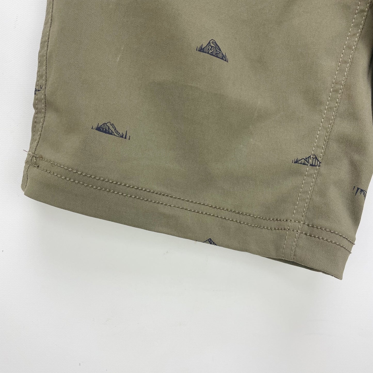 prAna Mens Brion Shorts Size 28 Slate Green Mountain Print 11 inch Inseam