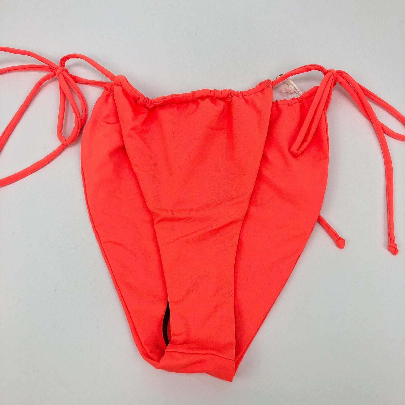 Good American Tiny Ties Bikini Bottoms Sz 1 Small Swimwear Matte Hot Pink NWT