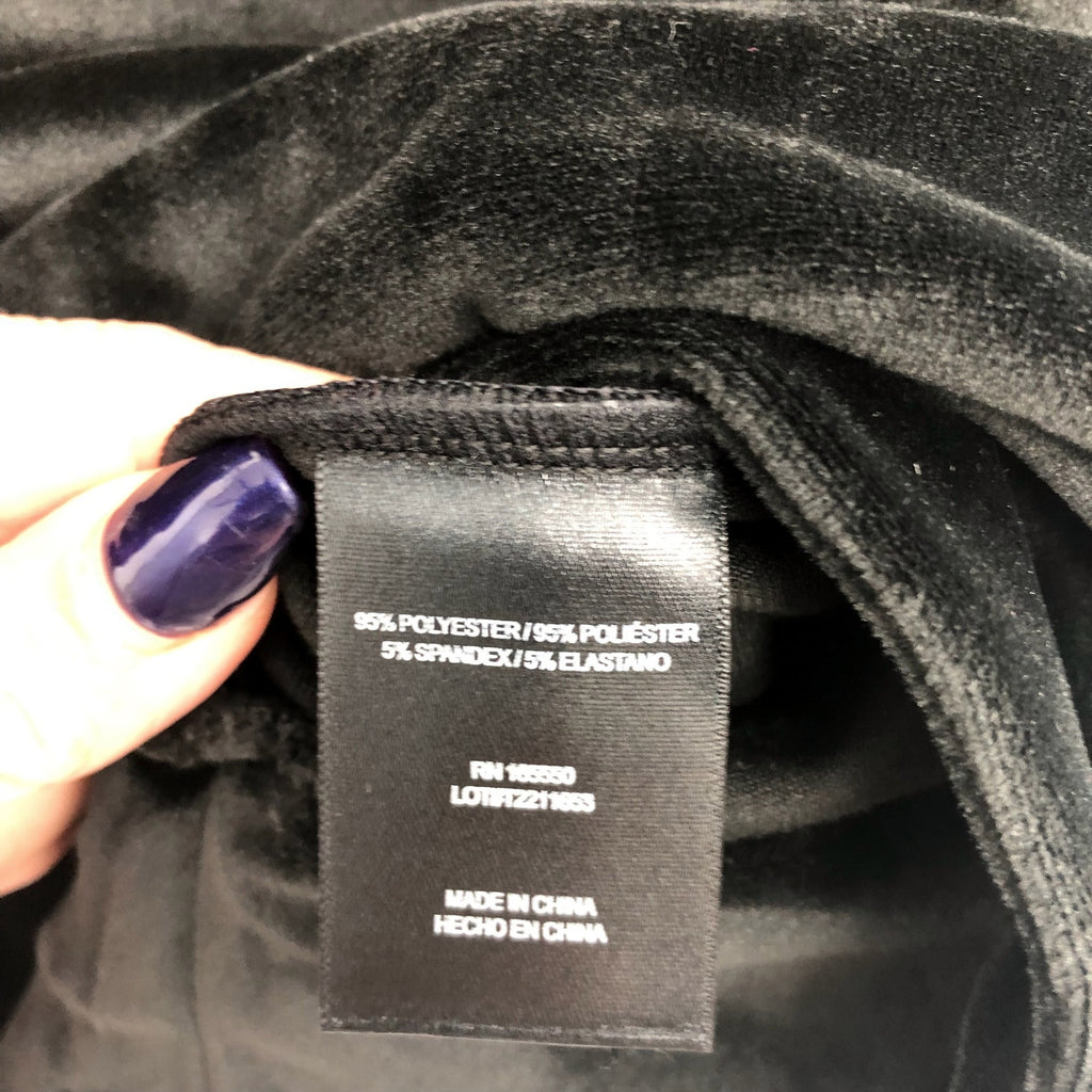 32 Degress Heat Womens Velour Hoodie Medium Black Pullover Pouch Pocket NWT